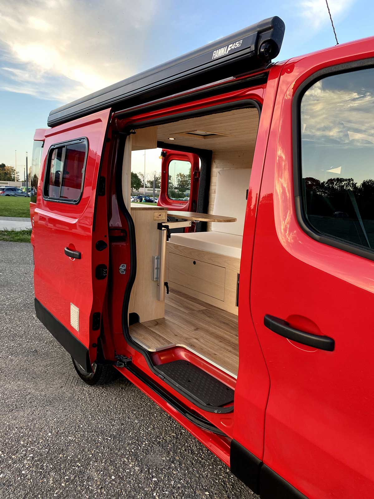 Nissan Interstar Rouge Gorge L2H1 (9)