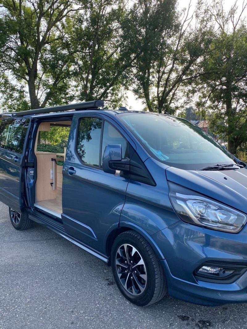 Projet Blues, Ford Transit Custom L1H1 aménagé par Vanatipik (2024)