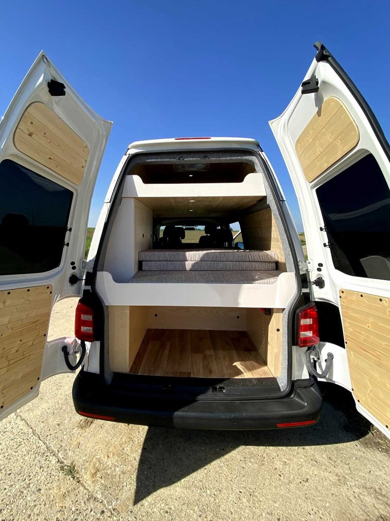 Projet Pélican, Volkswagen T6 L2H2 aménagé par Vanatipik (2023)